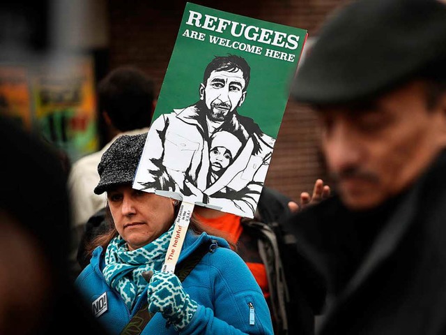 Tausende US-Brger protestierten am Wochenende gegen Trumps Flchtlingspolitik.   | Foto: AFP