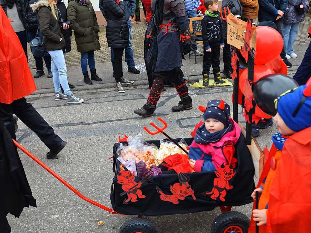 Impressionen vom Kinderumzug: Kindergartengruppe aus Kollnau