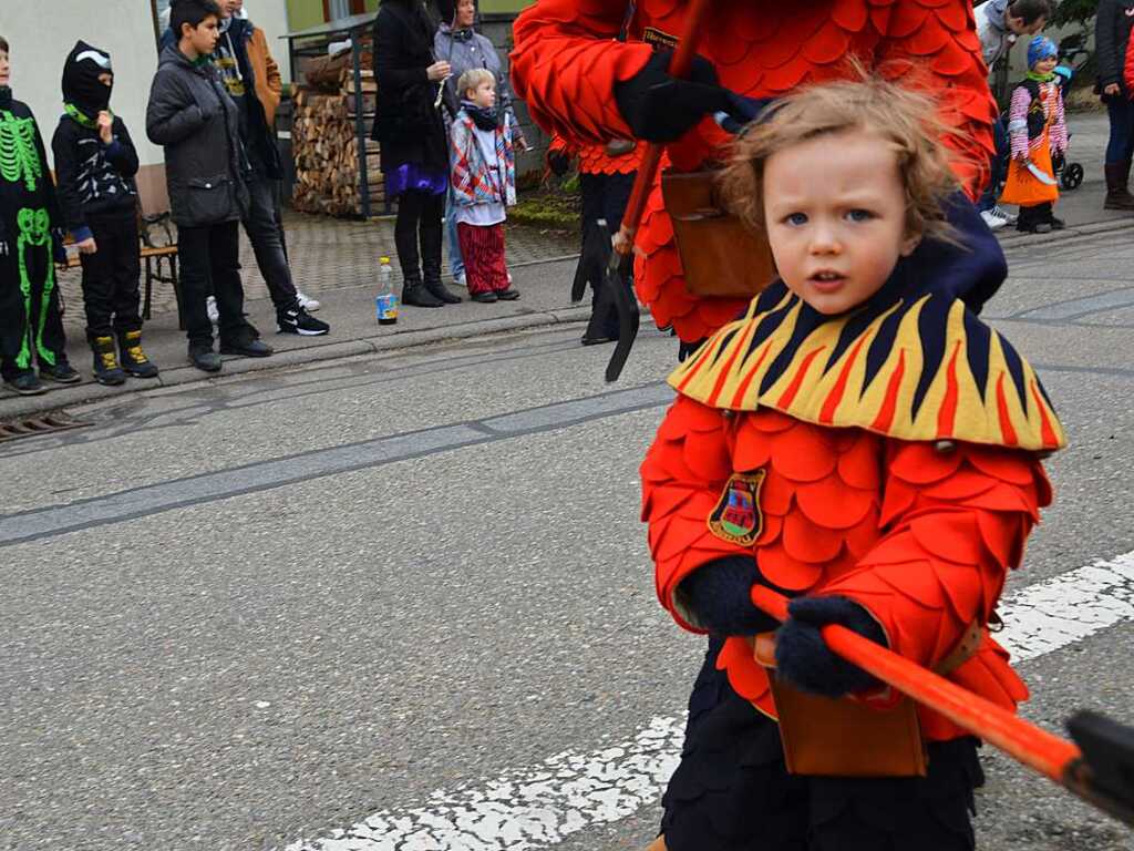 Impressionen vom Kinderumzug: Kleiner Feuerteufel