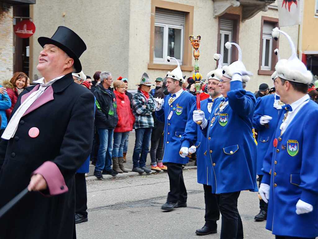 Impressionen vom Jubilumsumzug am Sonntag: Narrenrat der Krakeelia Waldkirch