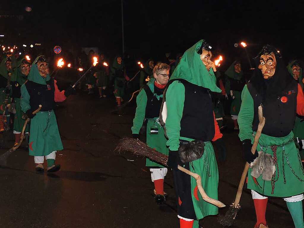 Impressionen vom Fackelumzug: Steinkrhenhexen