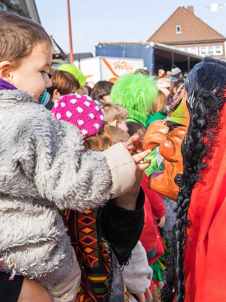 Hexen knnen richtig lieb sein, jedenfalls zu kleinen Kindern.