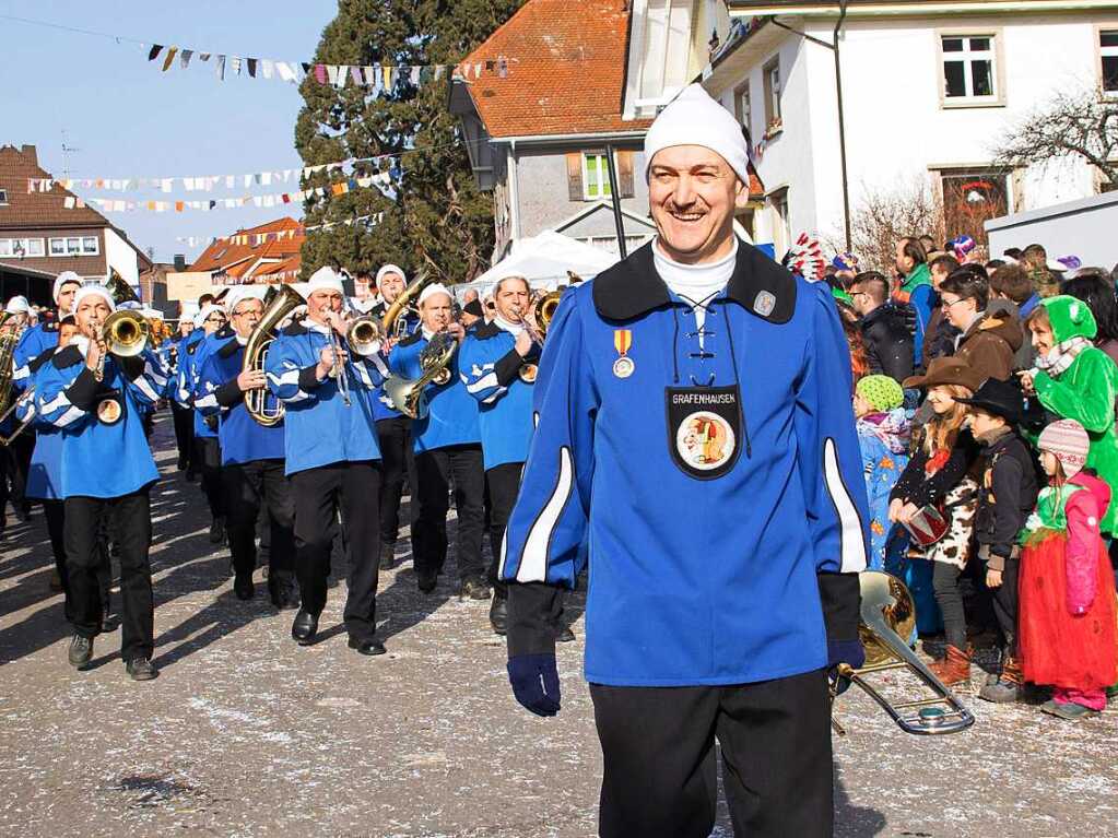 Galgenvogelzunft Grafenhausen mit Zunftmusik