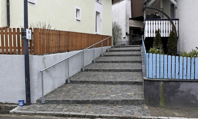 Richtig schn ist die sanierte Treppe geworden.  | Foto: Cremer