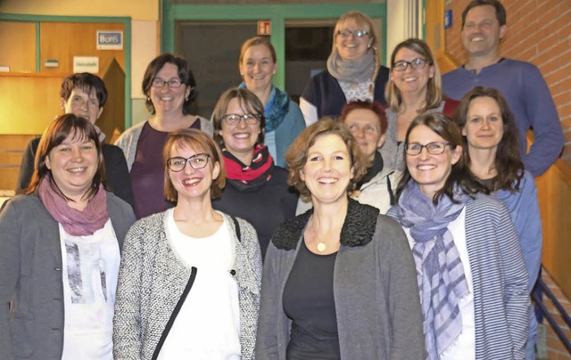 Das fast komplette Vorstandsteam des F...en mit den Beisitzerinnen und Lehrern.  | Foto: Christiane Seifried