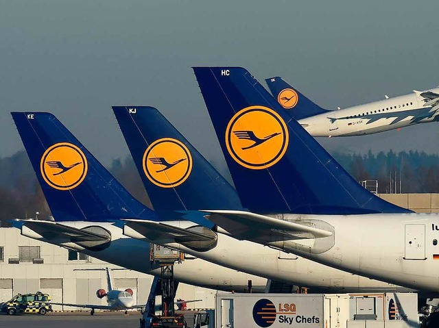 Streiks haben die Lufthansa massiv beeintrchtigt.   | Foto: DPA