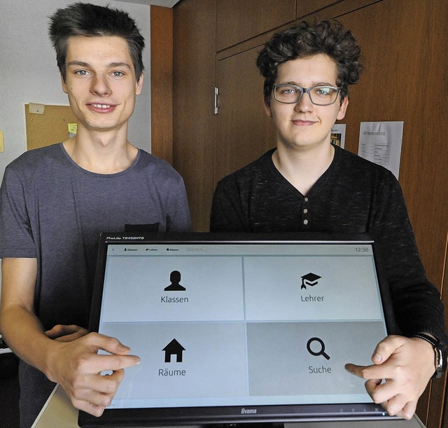 Thorben Auer (rechts) und Dominik Zieg...&#8222;Jugend forscht&#8220; geschafft  | Foto: Markus Zimmermann