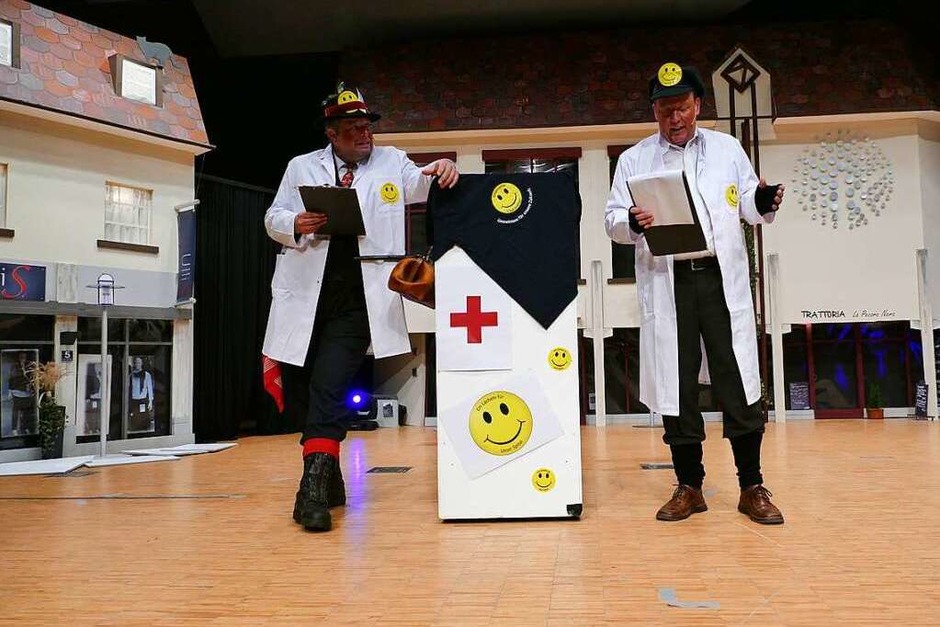 Der Bad Säckinger Narrenspiegel glänzte 2017 mit einem vielfältigen Programm. (Foto: Felix Held) Der Bad Säckinger Narrenspiegel glänzte 2017 mit einem vielfältigen Programm. (Foto: Felix Held)