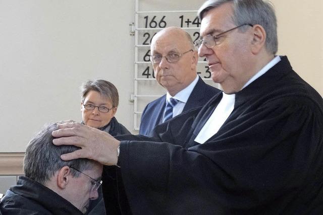 Roman Schieni ist in Hugsweier als neuer Kirchenältester verpflichtet worden