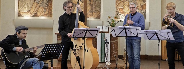 Mit  flotten  Jazzrhythmen unterhielt ...Bra-Quartett  in  der Christuskirche.   | Foto: Chris Rtschlin