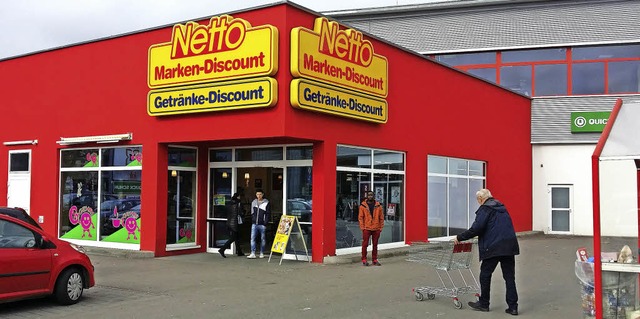 Der Netto-Discounter beim Bahnhof steht vor der Schlieung.   | Foto: Gnter Vollmer