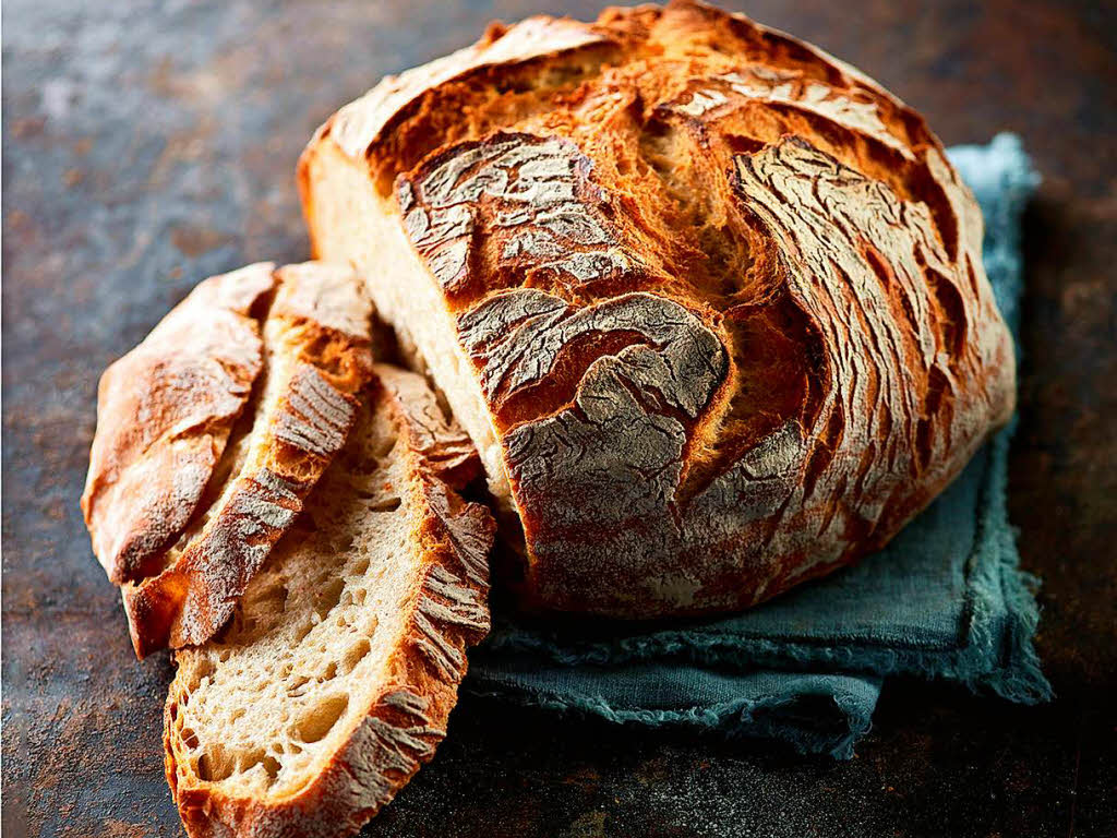 So gelingt leckeres Brot aus dem eigenen Backofen - Gesundheit ...