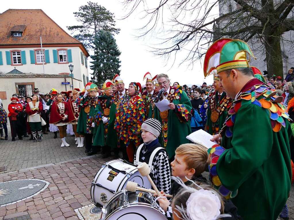 Auch in Breisach haben die Narren das Kommando im Rathaus bernommen.