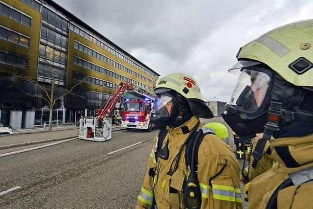 Fotos: Brand im Solar-Info-Center in Freiburg