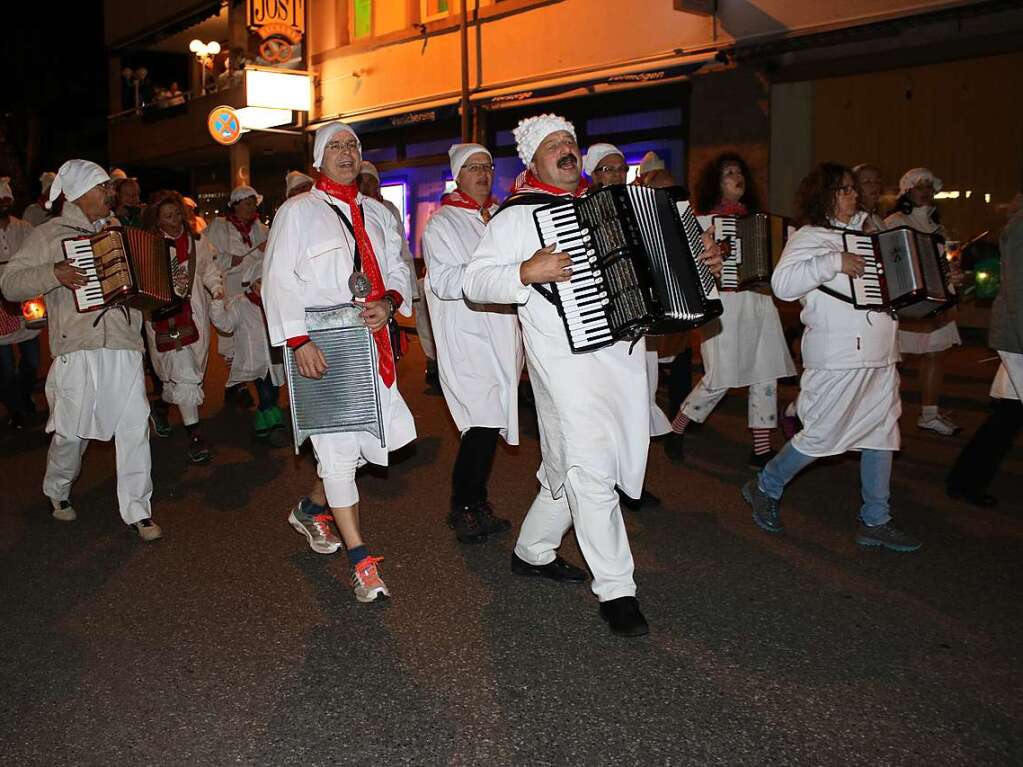 Die Musikgruppe um Narrenvater Clemens Podeswa wchst stetig und ist vom Hemdglunkerumzug nicht wegzudenken.