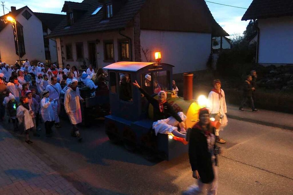 Hemdglunkerumzug Fasnachts-Club Sexau (Foto: Georg Voß) Hemdglunkerumzug Fasnachts-Club Sexau (Foto: Georg Voß)