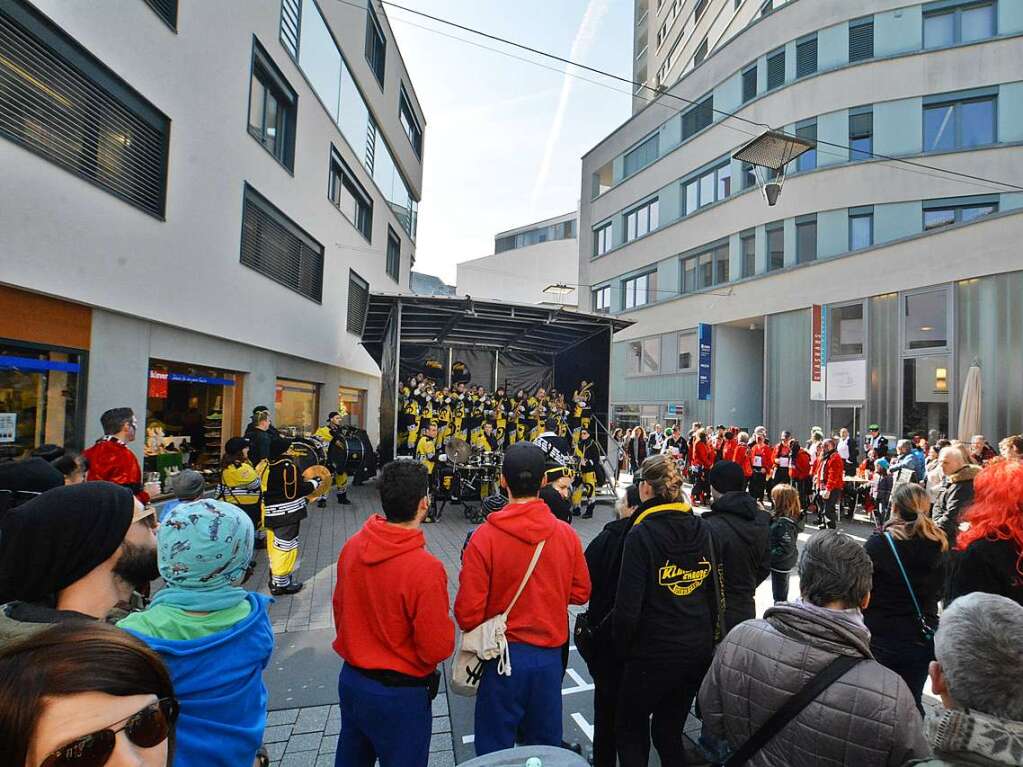 Ganz Lrrach kam bei der Lasser-Gugge-Explosion in Fasnachtsstimmung.