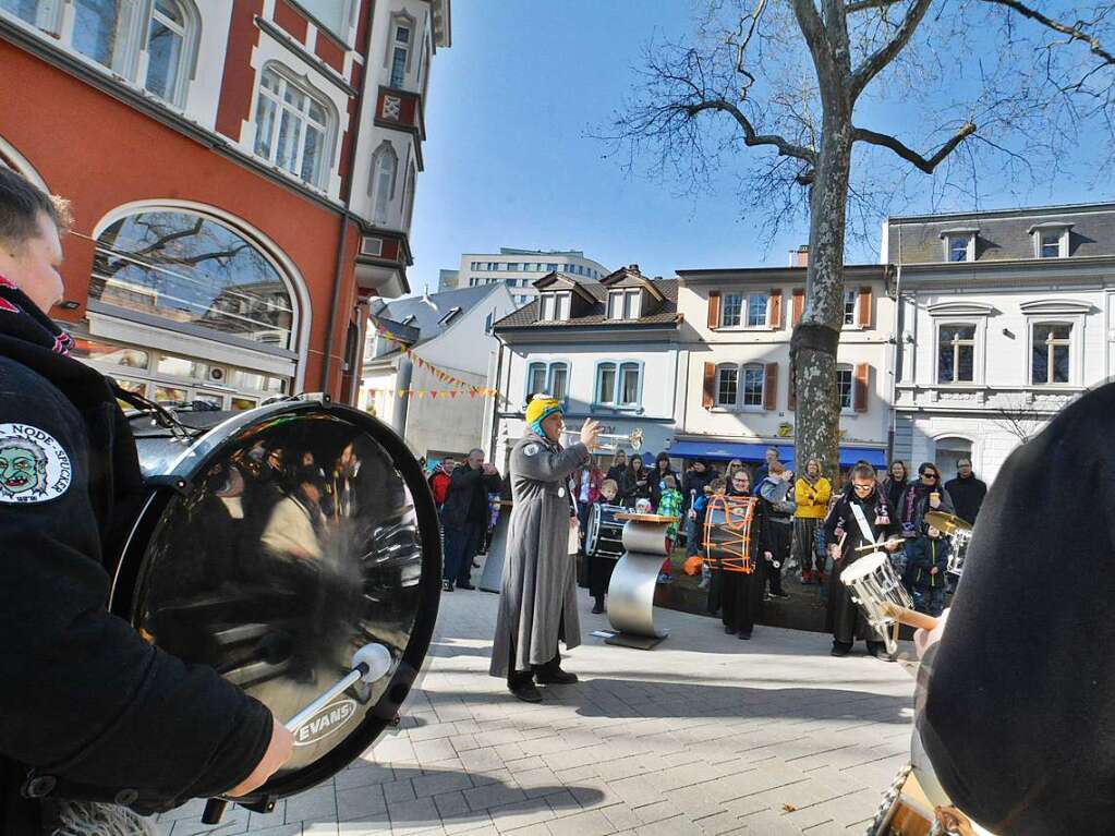 Ganz Lrrach kam bei der Lasser-Gugge-Explosion in Fasnachtsstimmung.