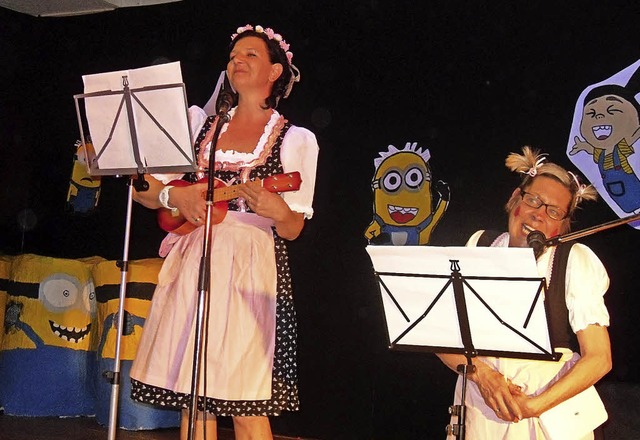 Das  Gesangsduo &#8222;Dani und  Amand... beim Publikum in Horben sehr gut an.   | Foto: Hartwig Kluge