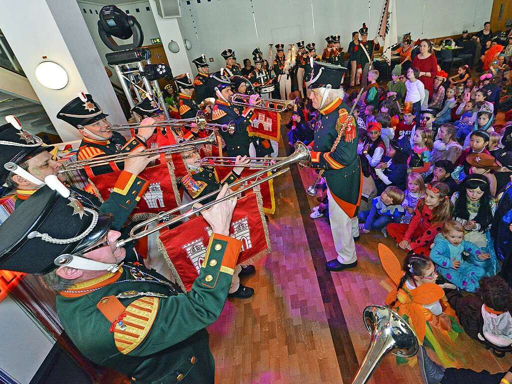 Kinderball im Friedrichsbau.