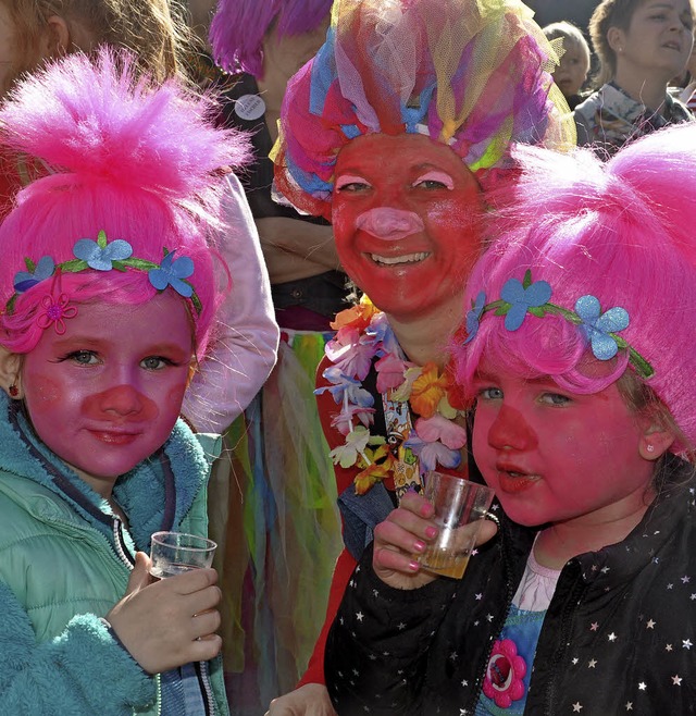 Diesmal machte bei der Kinderfasnacht ...ge Fasnachtsumzug war so lang wie nie.  | Foto: Jutta Schtz