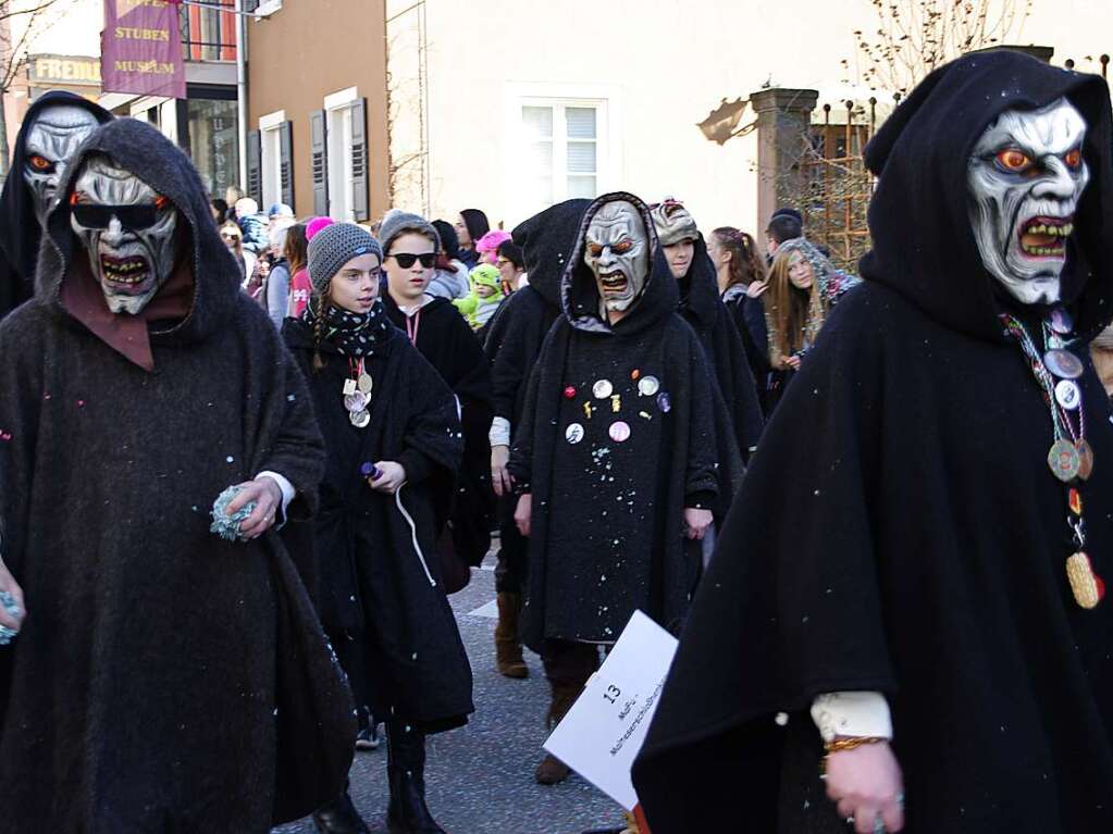 Sonne, Spa und Schabernack: Impressionen vom Heitersheimer Rosenmontagsumzug