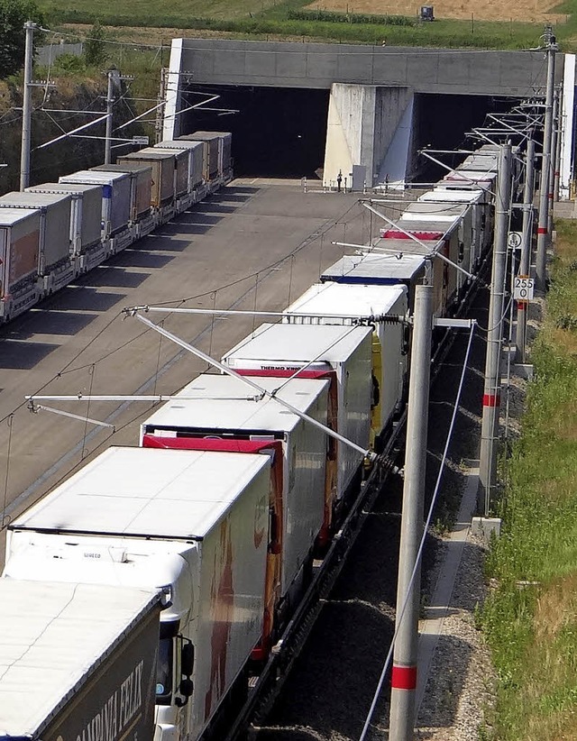 Es dauert noch Jahre, bis der Katzenbe...rverkehr uneingeschrnkt nutzbar ist.   | Foto: Seidt