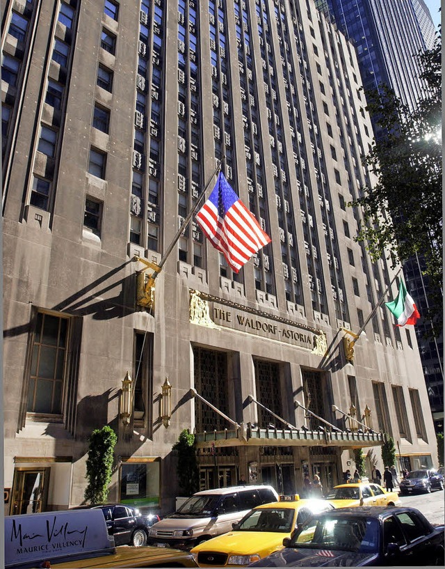 Das Hotel Waldorf Astoria   | Foto: dpa