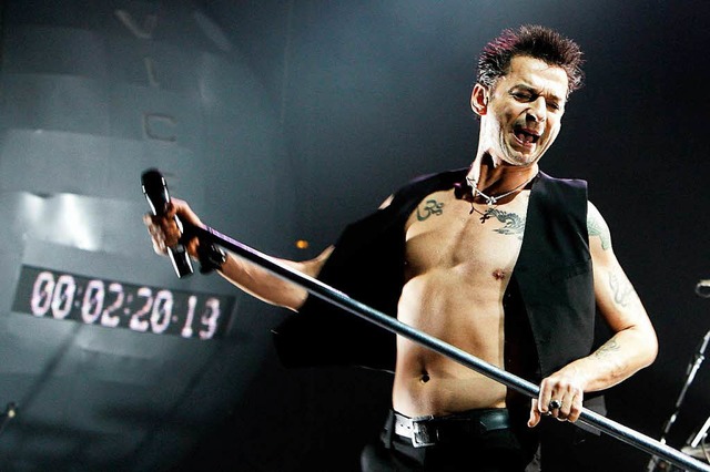 Dave Gahan bei einem Auftritt von Depe...de in Berlin im Jahr 2006 (Archivfoto)  | Foto: dpa