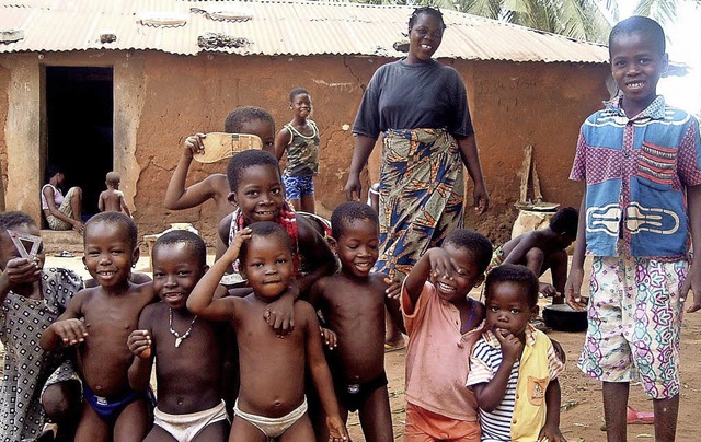 Schon bald bekommen diese Kinder in Benin Besuch aus Kippenheim.   | Foto: Privat