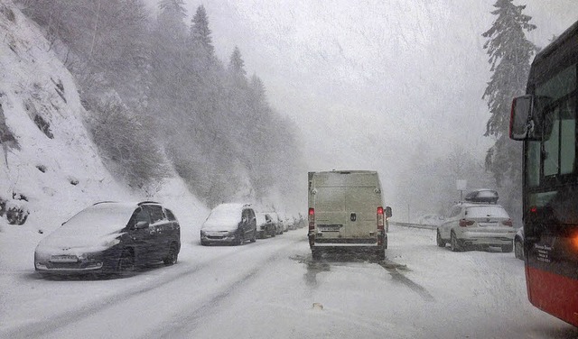 So sah es am Fasnachtsdienstag auf der B317 am Feldberg aus.   | Foto: Kayser