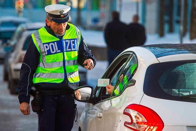 Polizei kontrolliert in Lörrach: Mehrere Autofahrer aufgefallen