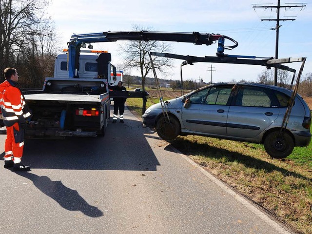 Bei dieem   Unfall auf der Landesstra... Binzen entstanden 5000 Euro Schaden.   | Foto: Markus Maier