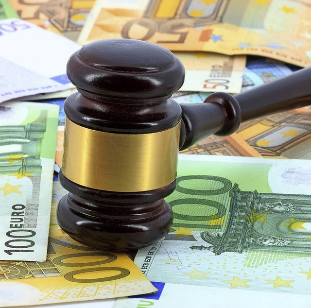 Zu einer Geldstrafe von 70 Tagesstzen...Euro wurde der 40-Jhrige verurteilt.   | Foto: Fotolia/Vladislav Gajic