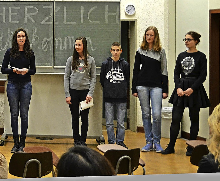 Die Schler aus dem Orga-Team rhrten ... der Catering-Bereich braucht Helfer.   | Foto: Privat