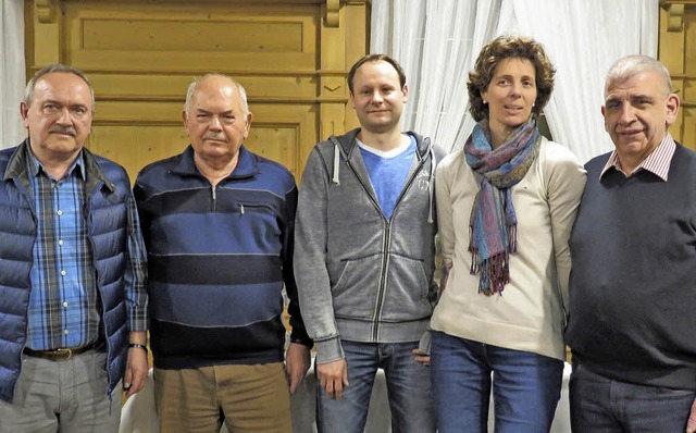 Als langjhrige Mitglieder im Vorstand... Knaus, Michael Erb und Susanne Sohn.   | Foto: Christine Ehelnbrker