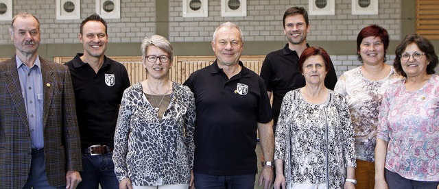 Ehrungen (von links): Rolf Hucke, Vors...oas, Monika Grtner, Elisabeth Maeder   | Foto: Heidi Fssel