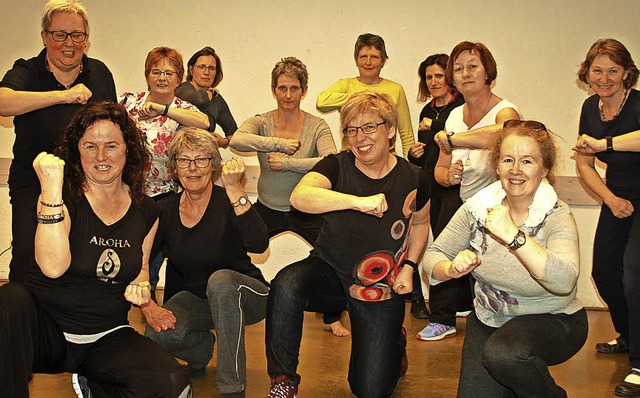 Die Frauen tanzen wie neuseelndische Ureinwohner   | Foto: P. Wunderle