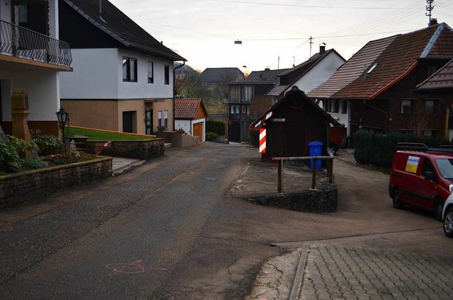 Die abschssige vordere Allmendstrae ...huppen &#8211; schwierig zu sanieren.   | Foto: N. Bayer