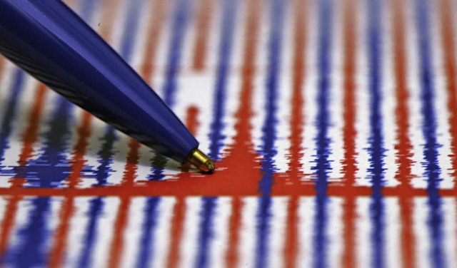Seismographen zeigen die Strke eines Bebens an.   | Foto: dpa