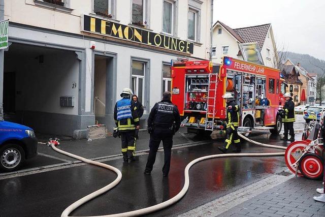 Qualm im Keller einer Bar lst Feuerwehreinsatz aus