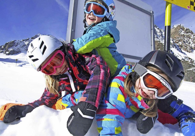 Der frhliche Wintersport-Nachwuchs be...liche bei seinen Angeboten willkommen.  | Foto: peter hirtle