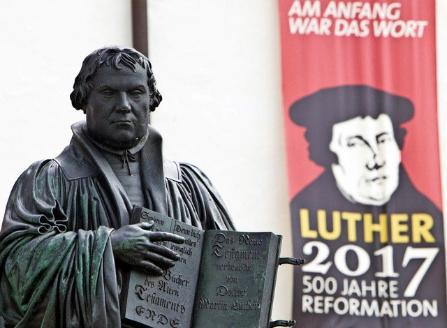 Luther-Denkmal in Wittenberg  | Foto: dpa