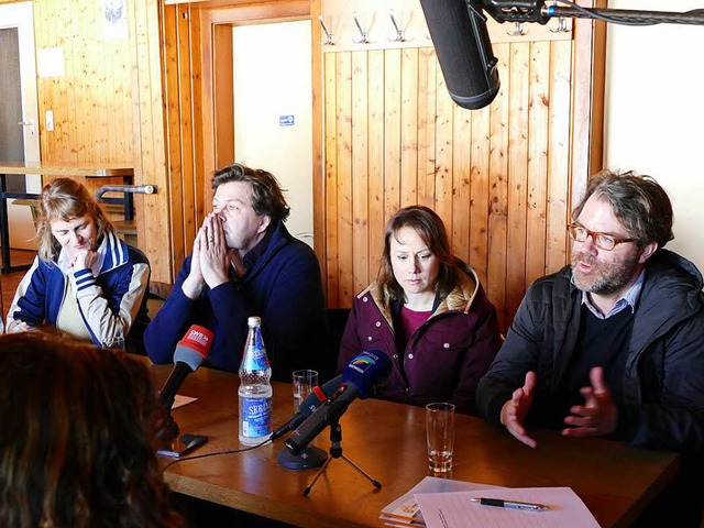 SWR-Redakteurin Katharina Dufner, die ...Regisseur Robert Thalheim (von links).  | Foto: Sebastian Barthmes