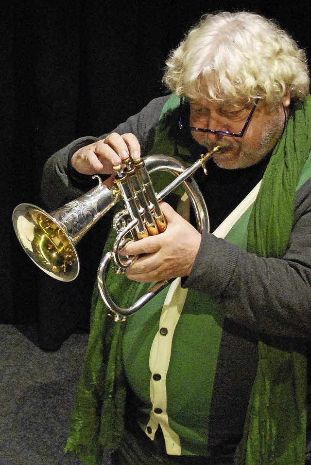 Herbert Joos, jngst fr sein Lebenswe...d improvisierenden Konzert im Jazzton.  | Foto: Thomas Loisl Mink