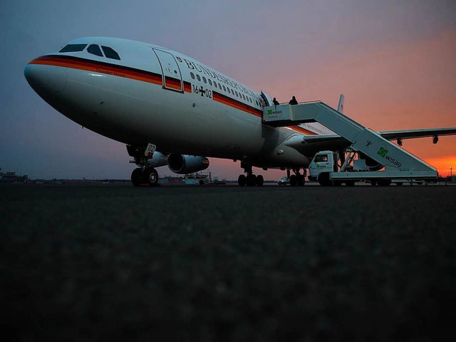 Der Airbus A340 Theodor Heuss, das d...#8220;, blieb am Montagabend am Boden.  | Foto: dpa