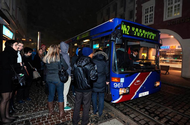 Nchtliche Busverbindungen &#8211; wie...Junge Union auch im Landkreis Lrrach.  | Foto: Rita Eggstein