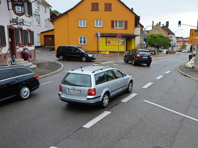 Noch geht der Durchgangsverkehr durch Grenzach und Wyhlen.  | Foto: Peter Gerigk