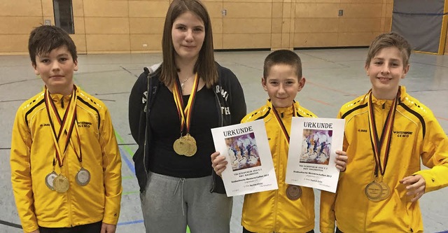 Erfolgreicher Badmintonnachwuchs (von ...d, Yannick Zeller und Mark Obermeier    | Foto: BC Eimeldingen