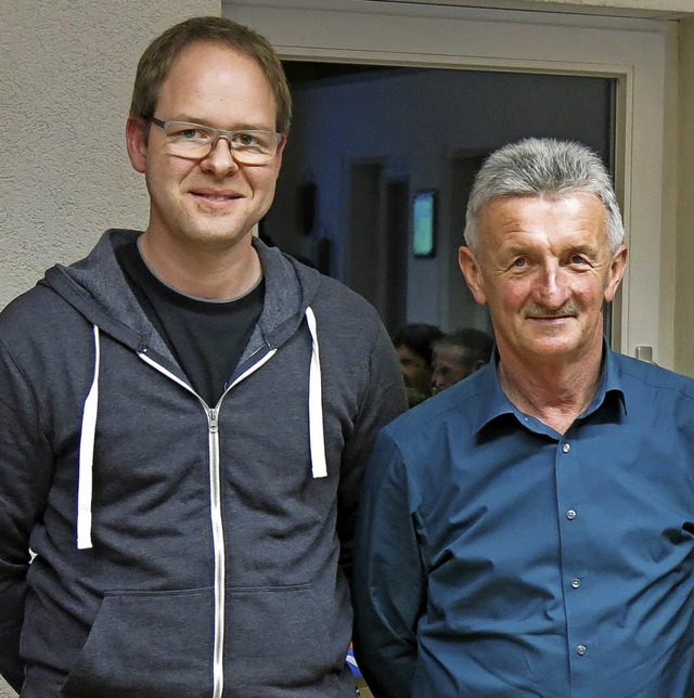 Der neue und alte Bauhofleiter: Tobias...ebhardt und Brgermeister Michael Goby  | Foto: Georg Vo